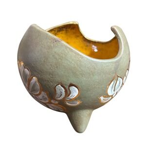 Beautiful Hand Painted‎ Ceramic Three-Footed Planter Signed 5" Tall